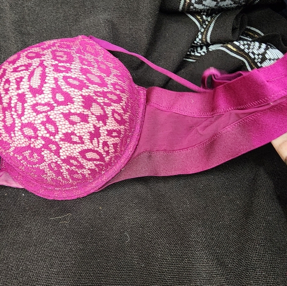 Victoria's Secret PLUNGE 36C - Picture 5 of 7